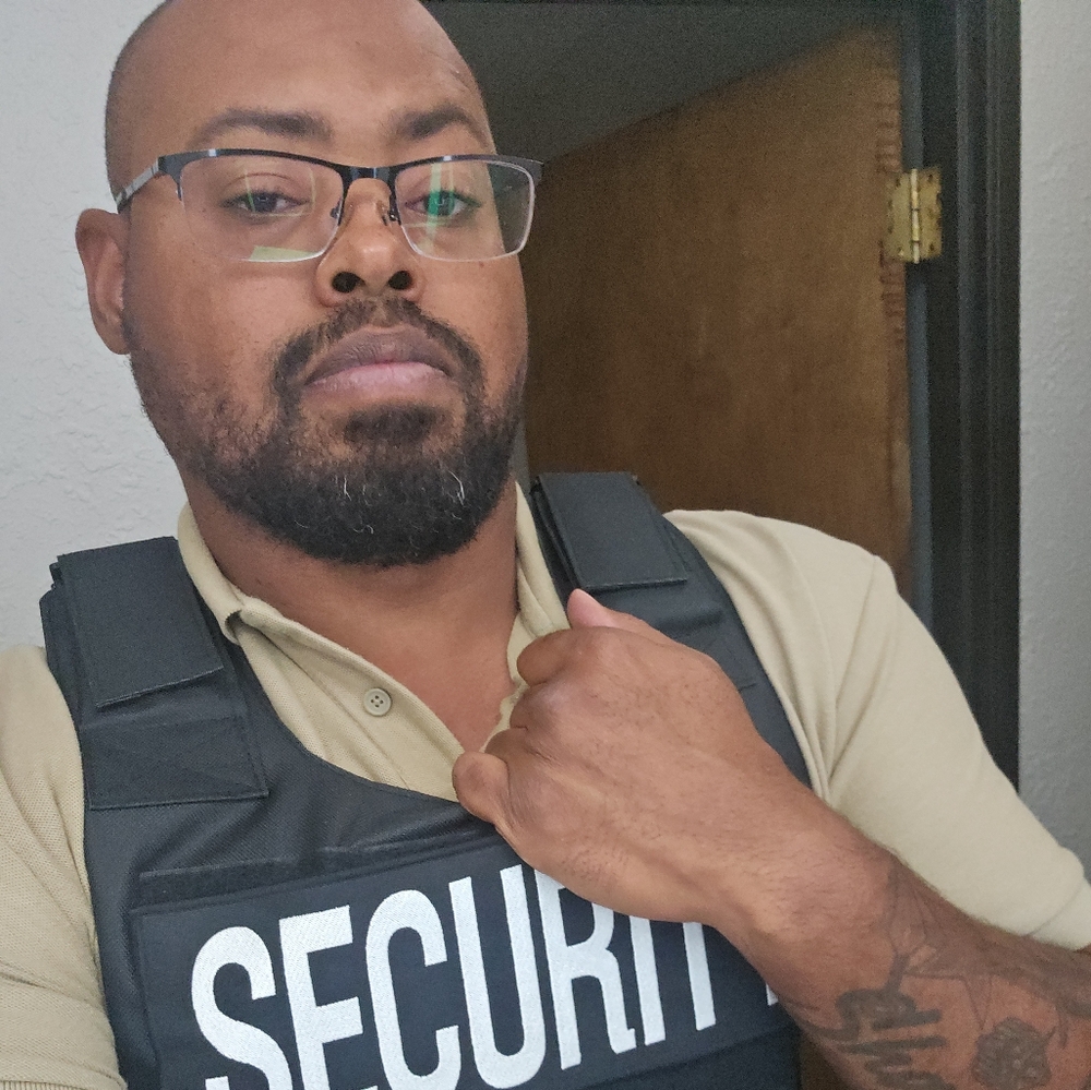 Meet your Posher, Micheal